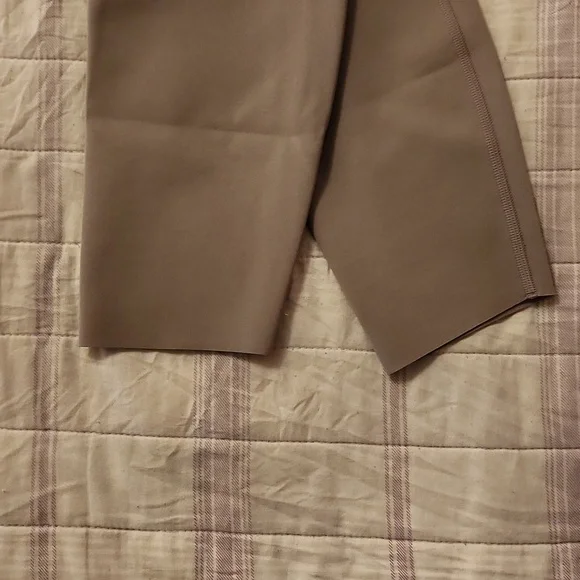 Glow Up SHR Tight - Picture 6 of 14